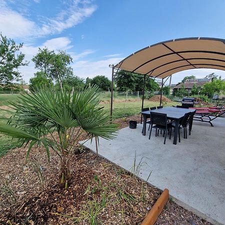 Coeur De Village Commerces Proximite Center Parcs Les-Trois-Moutiers エクステリア 写真
