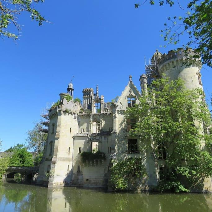 Coeur De Village Commerces Proximite Center Parcs Les-Trois-Moutiers エクステリア 写真