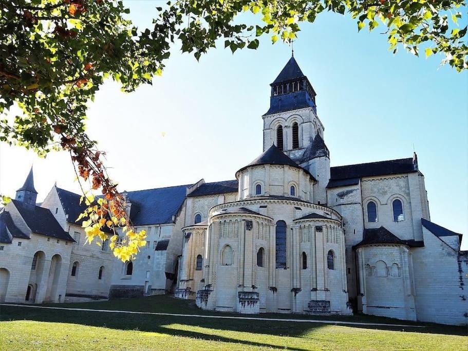 Coeur De Village Commerces Proximite Center Parcs Les-Trois-Moutiers エクステリア 写真
